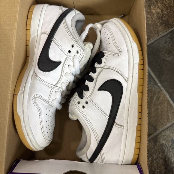 Nike Sb Dunk Low White Gum Bottom main image 4